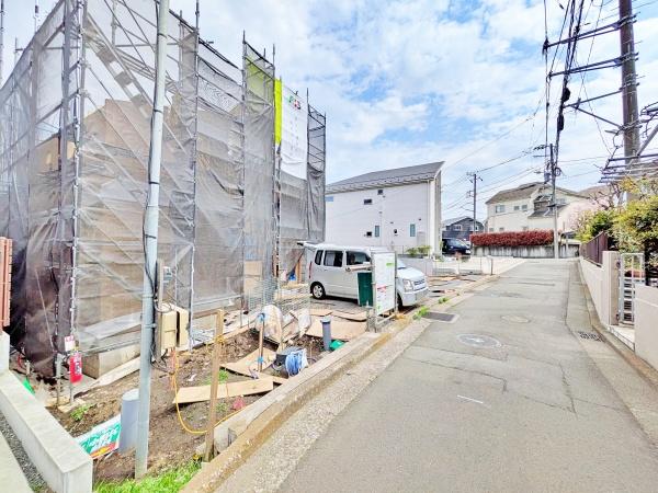 【2号棟】保土ヶ谷区新築戸建2台駐車可吹抜