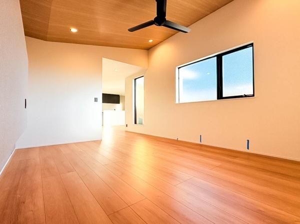 【A号棟】藤沢市新築戸建パントリー納戸