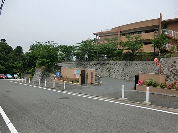 【4号棟】保土ヶ谷区新築戸建ワイドバルコニー(境木クリニック)