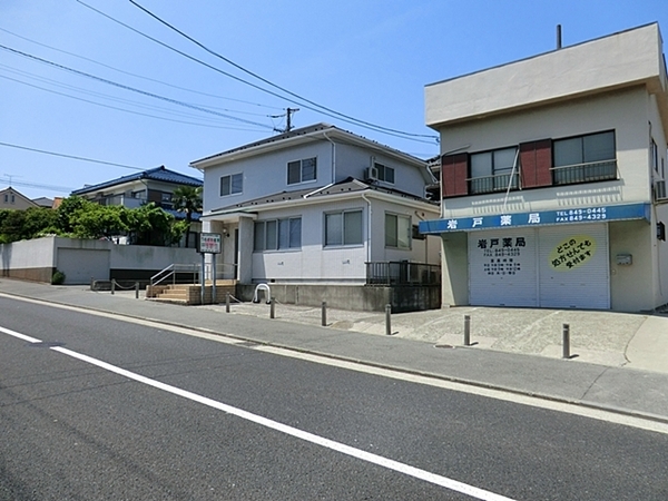【B号棟】横須賀市新築戸建2台駐車可対面式キッチン(うめざわ医院)