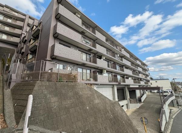コスモ横浜和田町ヒルズ