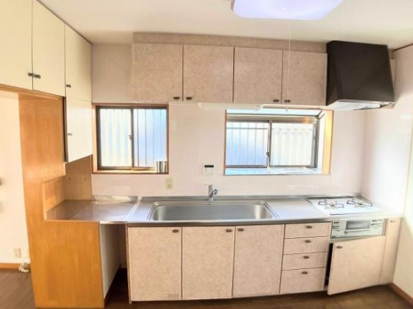 磯子区中古戸建庭付き再生住宅南向き