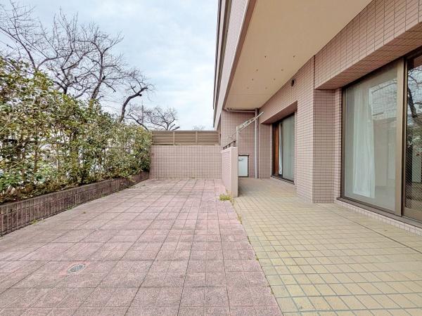 クリオ市ヶ尾弐番館【専用庭】