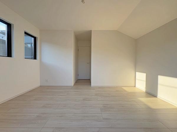 【1号棟】大和市新築戸建2台駐車可LDK19帖