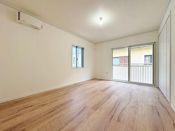 綾瀬市上土棚中６丁目の中古一戸建て