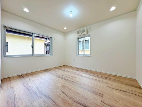 綾瀬市上土棚中６丁目の中古一戸建て