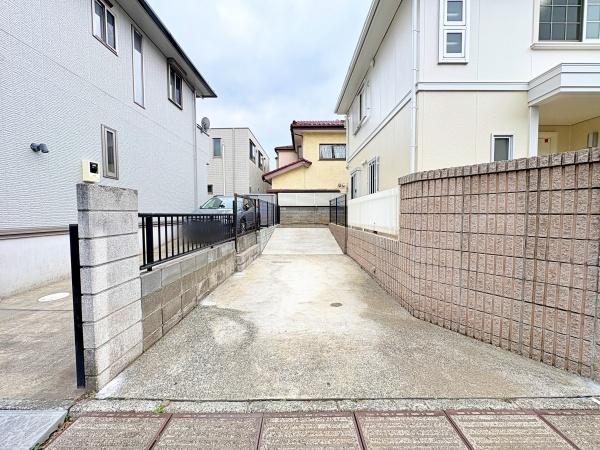 綾瀬市上土棚中６丁目の中古一戸建て