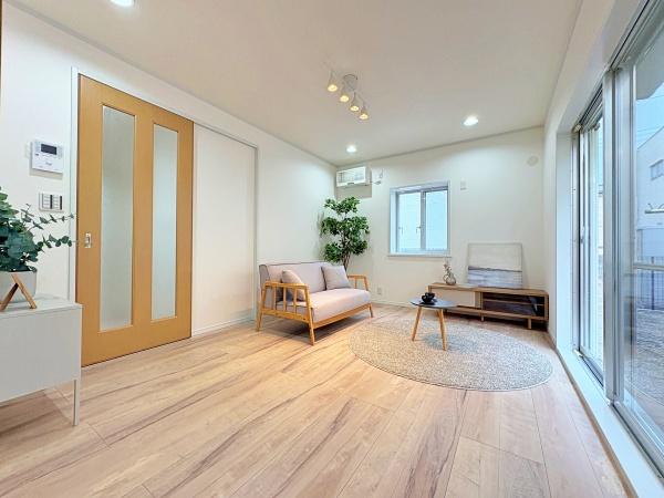 綾瀬市中古戸建2台駐車可内外装フルリフォーム