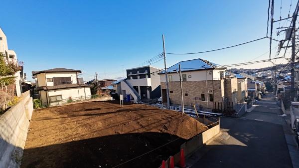 【A区画】川崎市売地建築条件無し更地角地