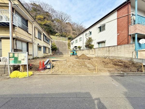 【2号棟】中区新築戸建納戸南面バルコニー