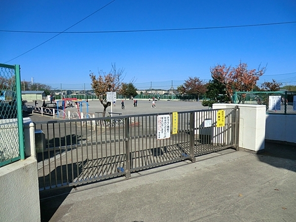 青葉区新築戸建吹抜けLDK22帖以上WIC(横浜市立鴨志田第一小学校)