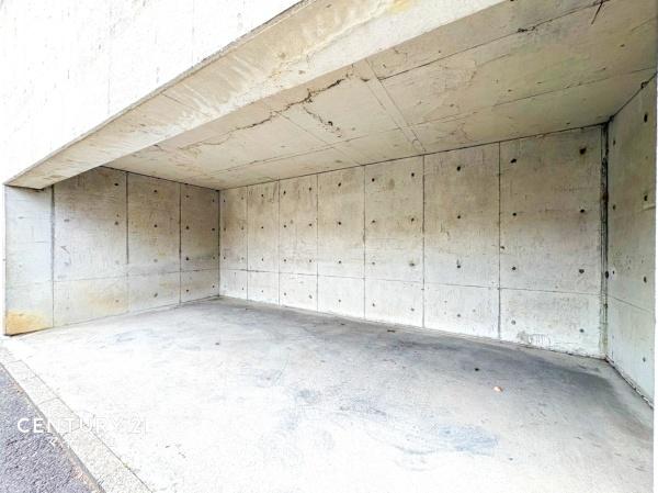 横浜市磯子区滝頭１丁目の中古一戸建て