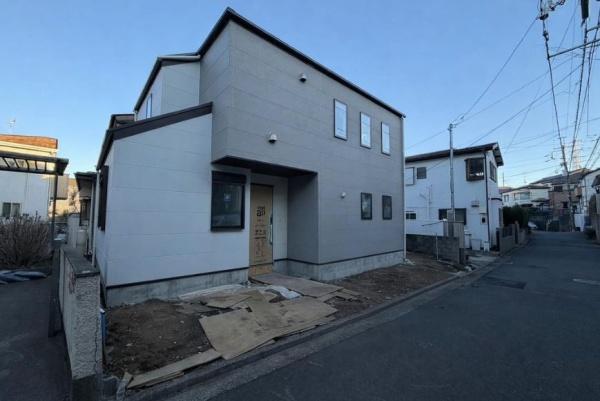 泉区新築戸建LDK19帖以上納戸2台駐車可