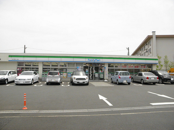 磯子区新築戸建ロフト落ち着いた住宅街(ファミリーマート磯子滝頭三丁目店)