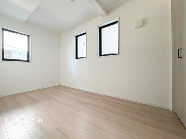 磯子区新築戸建ロフト落ち着いた住宅街