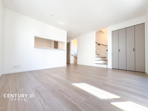 磯子区新築戸建ロフト落ち着いた住宅街