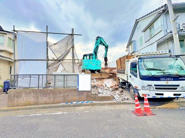 【1号棟】横浜市金沢区新築戸建　ビルドインガレージ付き