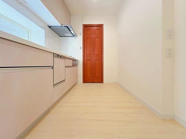 青葉区中古戸建LDK19帖以上パントリー