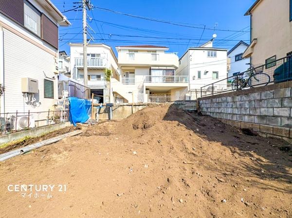 旭区新築戸建吹抜けファミリークローク幹太くん設置
