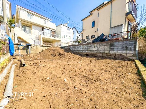旭区新築戸建吹抜けファミリークローク幹太くん設置