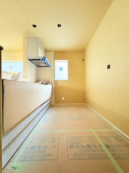 【C棟】寒川町新築戸建カースペース2台WIC吹抜