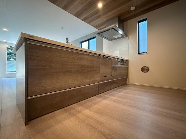 【4号棟】中区新築戸建パントリー納戸
