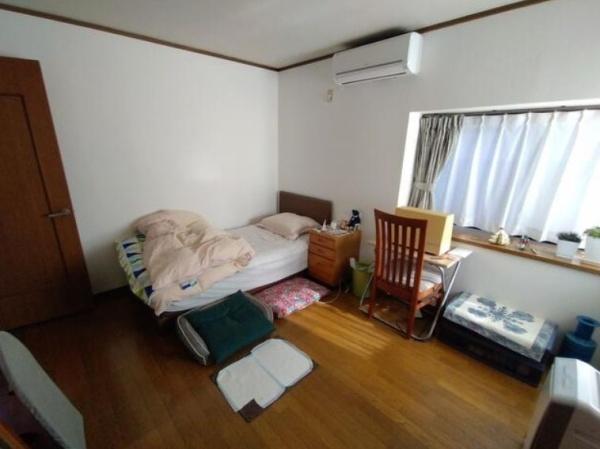 神奈川区中古戸建地下車庫庭付陽当り◎