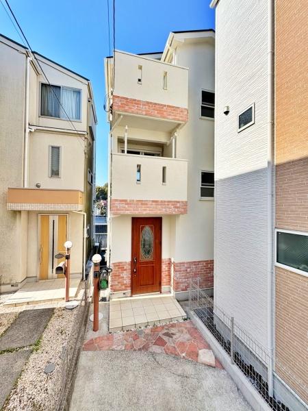 横浜市港南区日野５丁目の中古一戸建て