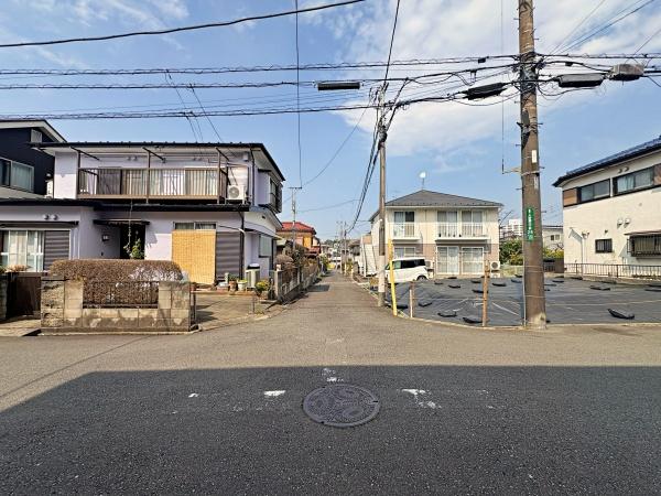 座間市売地建築条件無し南西角地