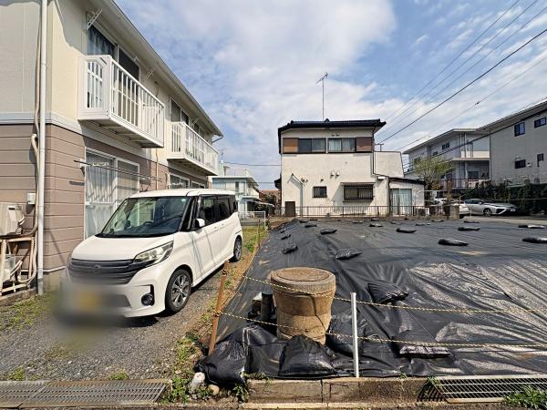 座間市売地建築条件無し南西角地