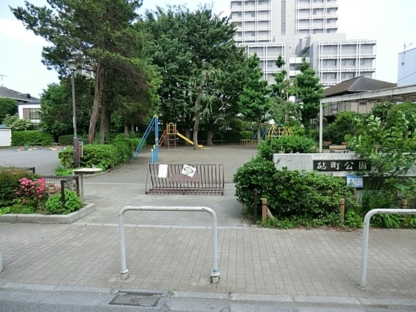 【2号棟】世田谷区新築戸建2台駐車可パントリー(砧五丁目小緑地)