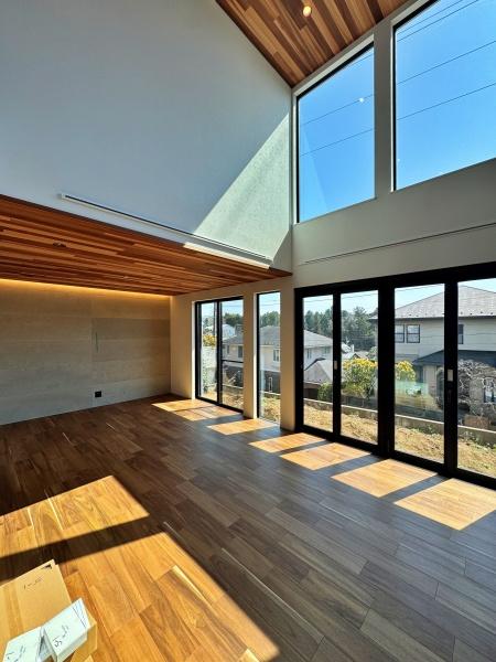 【1号棟】藤沢市新築戸建2台駐車可LDK20帖以上