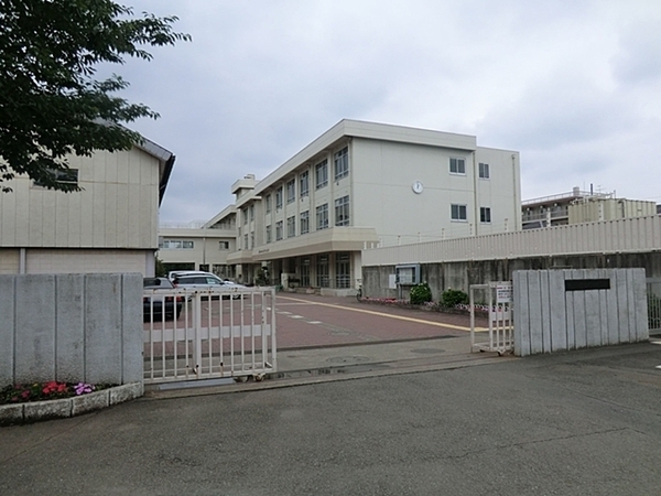 【1号棟】相模原市新築戸建ビルトイン車庫LDK18帖(相模原市立新町中学校)