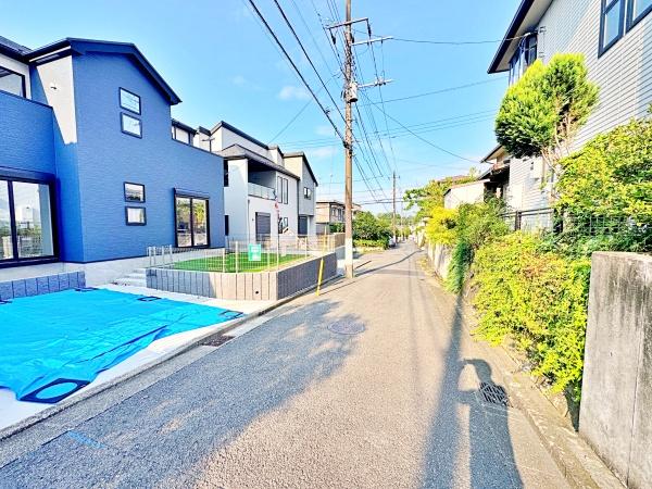 金沢区新築戸建2台駐車可SIC南向き庭付