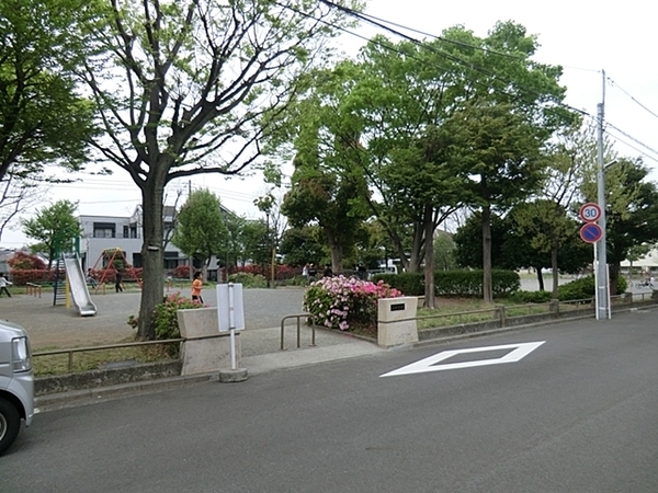 横浜市港南区丸山台２丁目の土地(籠森公園)