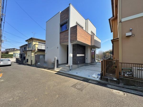 【1号棟】保土ケ谷区新築戸建約16坪の畑付きWIC