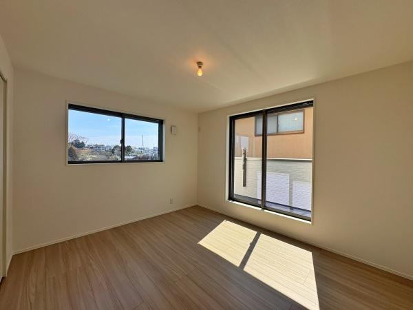 【1号棟】保土ケ谷区新築戸建約16坪の畑付きWIC