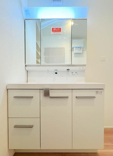 【1号棟】都筑区新築戸建ビルトイン車庫WIC