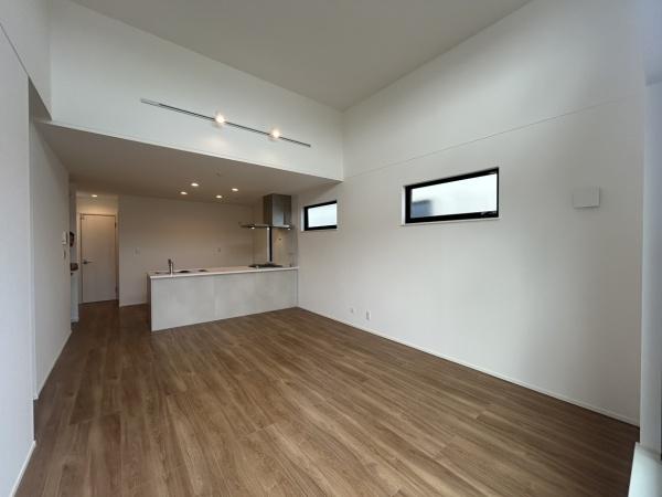【1号棟】藤沢市新築戸建2台駐車可WIC
