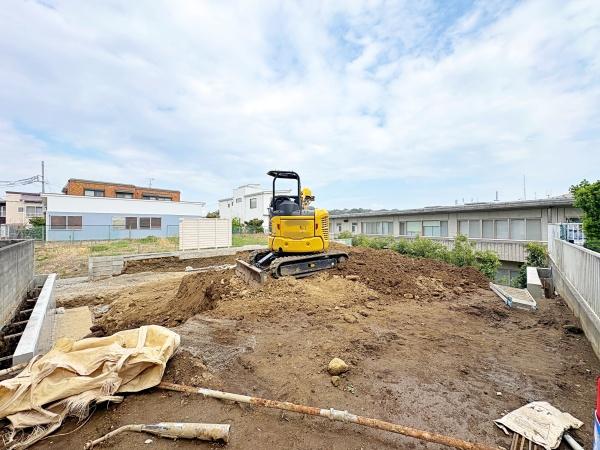 鎌倉市新築戸建カースペース3台敷地面積77坪超
