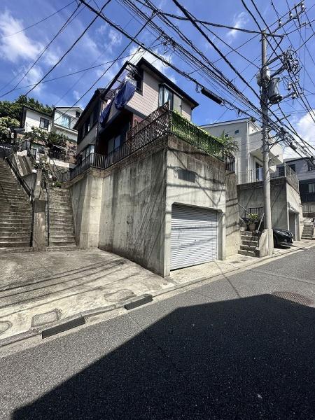 神奈川区中古戸建高台につき陽当り・眺望良好