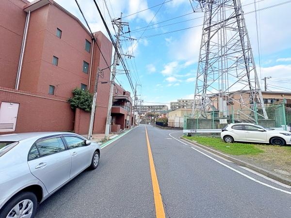 鶴見区中古戸建カースペース主寝室約7.5帖