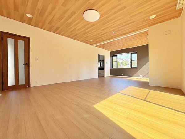 麻生区中古戸建建物面積46坪以上カースペース家具付