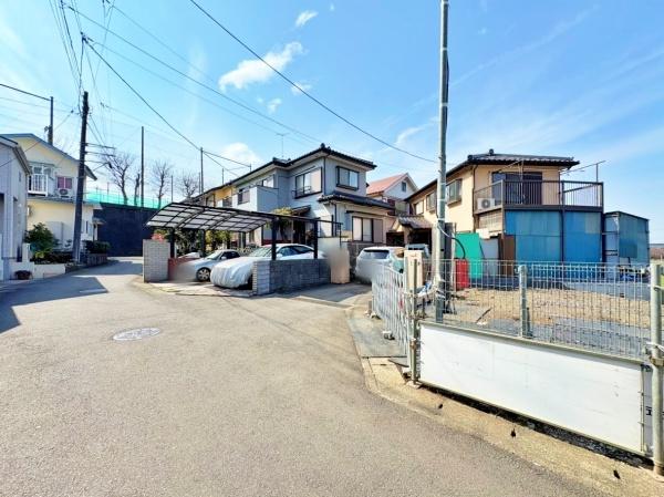 藤沢市新築戸建2台駐車可パントリーウッドデッキ