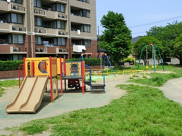 川崎市新築戸建ビルトイン車庫駅歩4分(江川ふれあい公園)