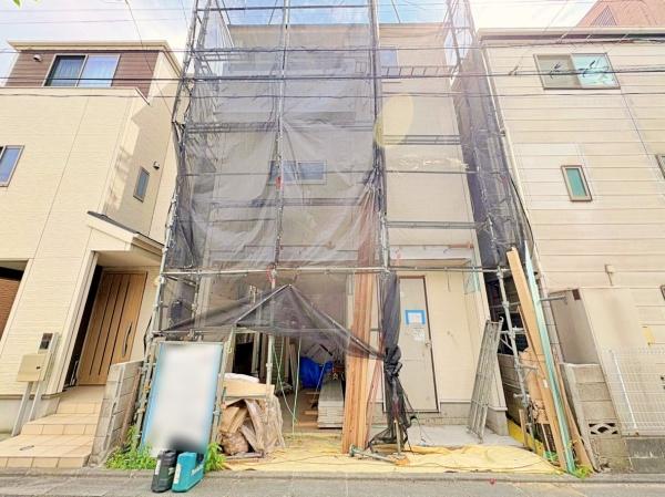 川崎市新築戸建ビルトイン車庫駅歩4分