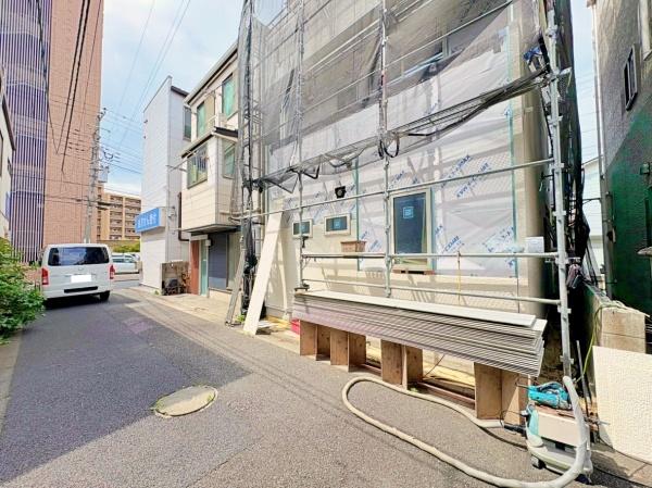 川崎市新築戸建ビルトイン車庫駅歩4分