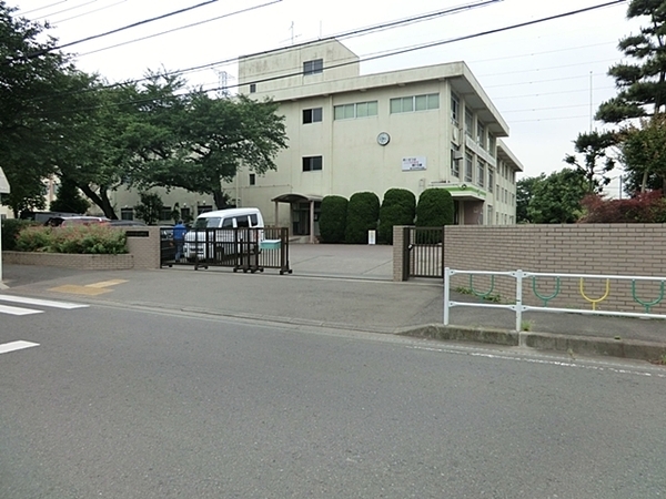 中央区新築戸建カースペース2台北西角地小屋裏収納(相模原市立緑が丘中学校)