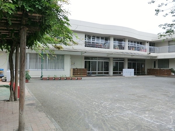 中央区新築戸建カースペース2台北西角地小屋裏収納(上溝保育園)