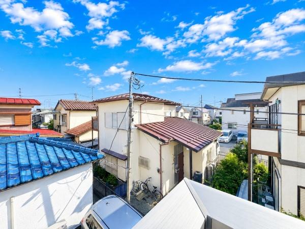 中央区新築戸建カースペース2台北西角地小屋裏収納